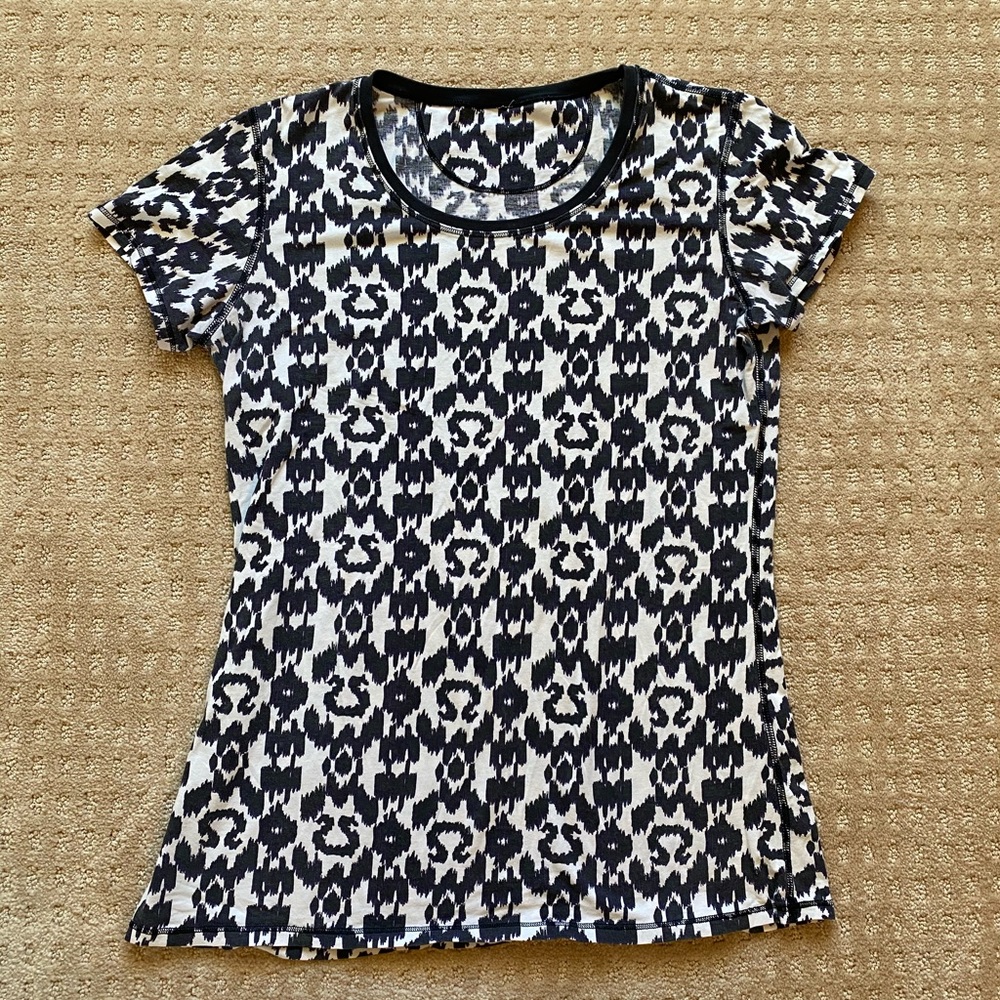 lululemon Lively Crewneck Tee